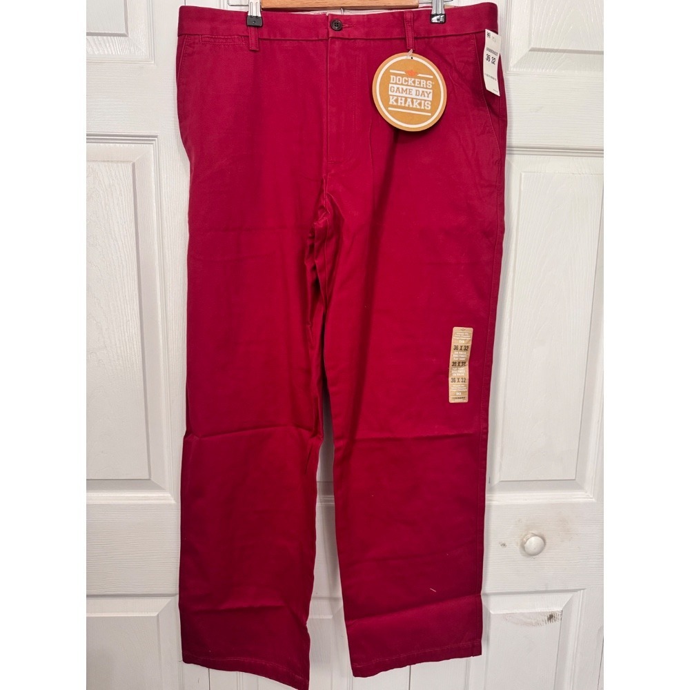 Dockers Game Day Khakis Mens 36x32 Minnesota Golden Gophers Maroon Red D3 Chinos